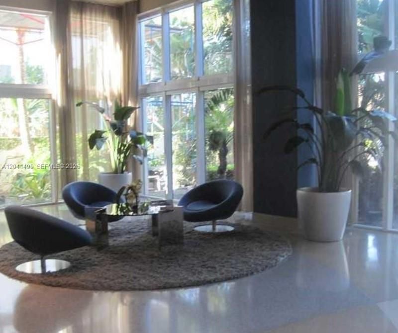 For Rent: $7,490 (2 beds, 2 baths, 1322 Square Feet)