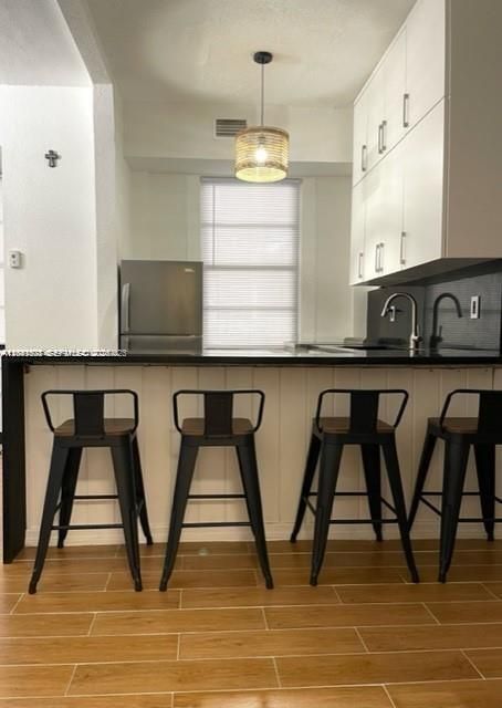 В аренду: $2,350 (2 спален, 1 ванн, 580 Квадратных фут)