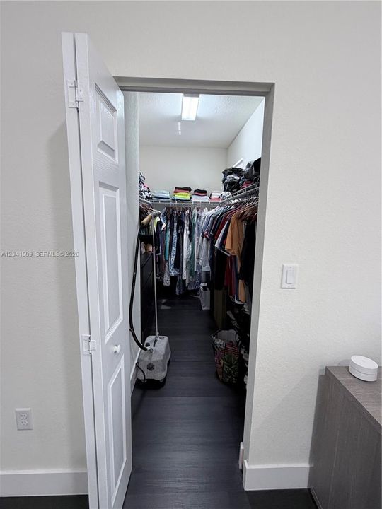 : $3,300 (3 спален, 2 ванн, 1428 Квадратных фут)