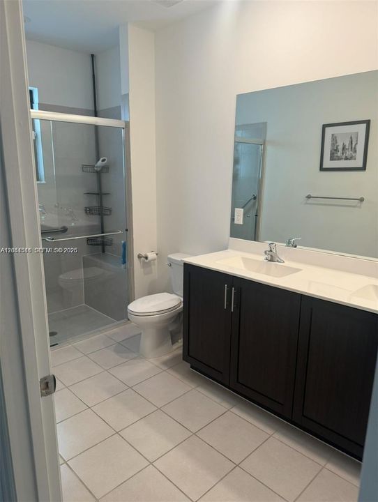 En Venta: $590,000 (3 camas, 3 baños, 0 Pies cuadrados)