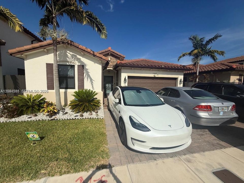 En Venta: $590,000 (3 camas, 3 baños, 0 Pies cuadrados)