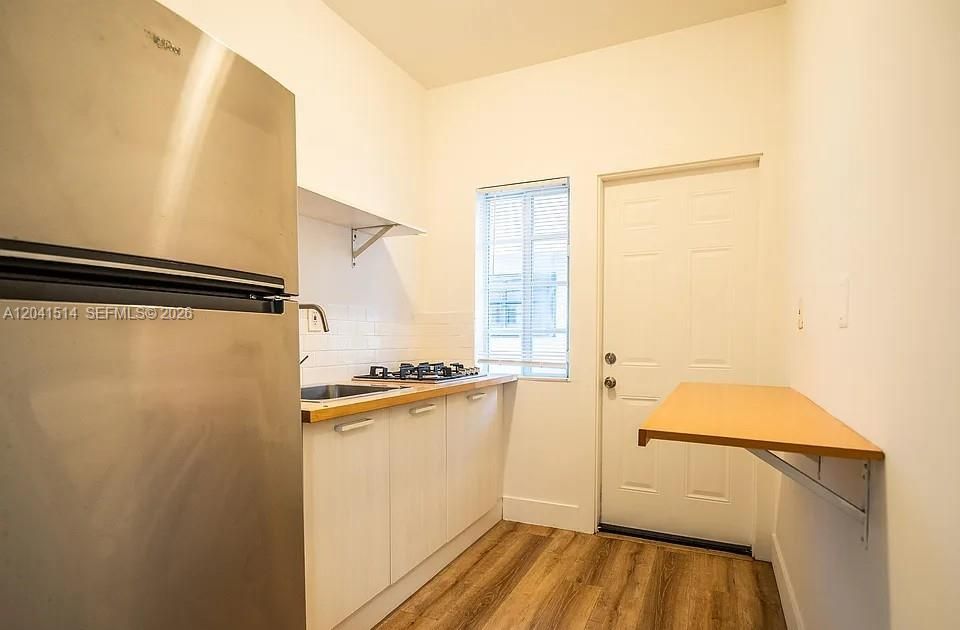 В аренду: $1,950 (1 спален, 1 ванн, 652 Квадратных фут)