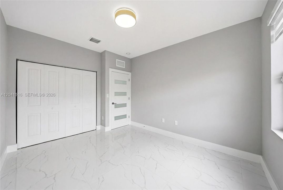 For Rent: $4,000 (5 beds, 3 baths, 2556 Square Feet)