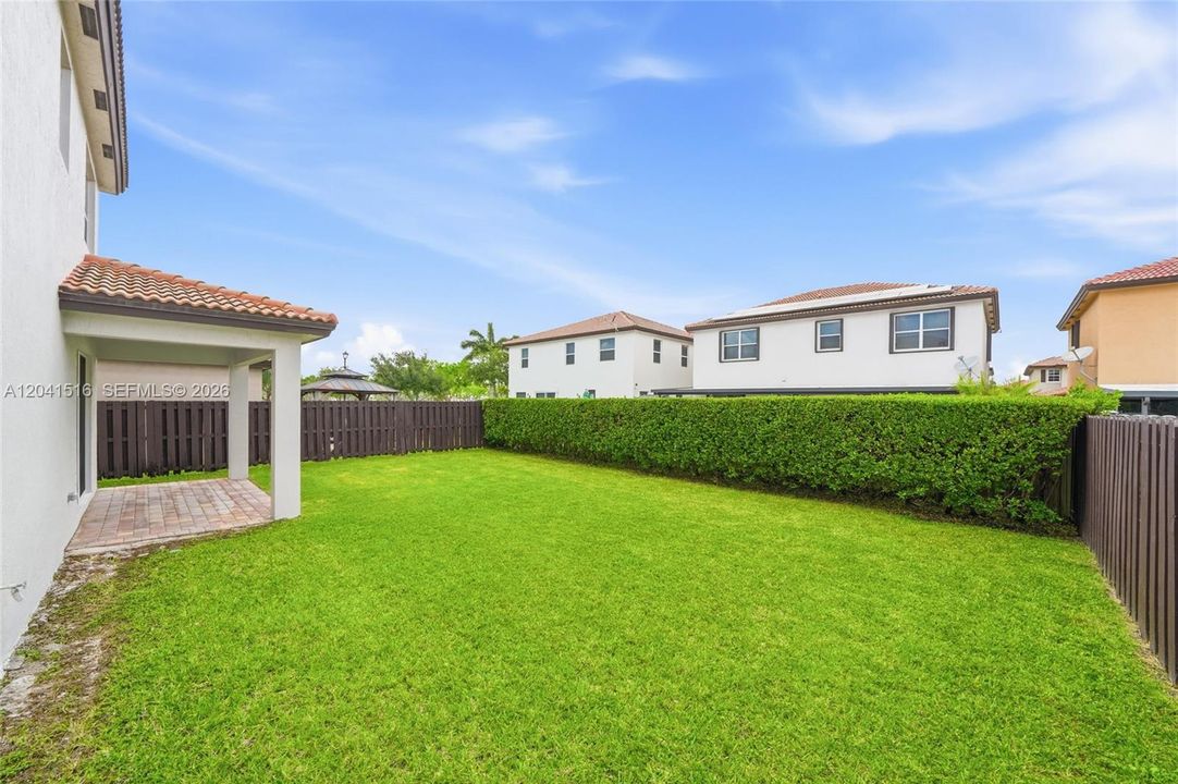For Rent: $4,000 (5 beds, 3 baths, 2556 Square Feet)