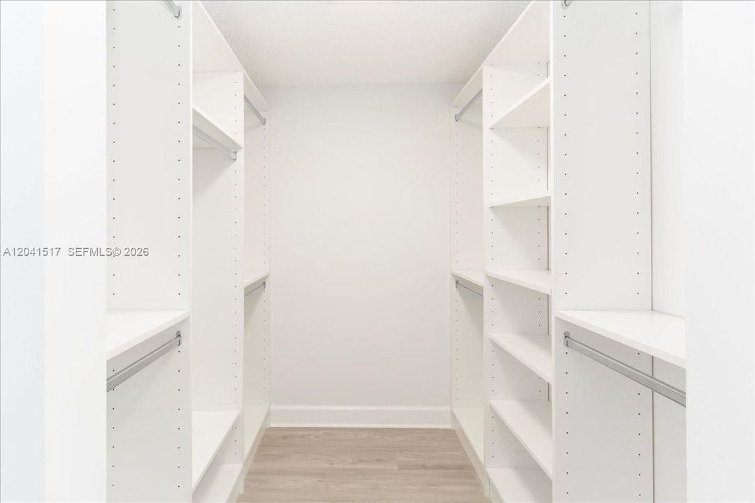 En Renta: $3,900 (2 camas, 2 baños, 930 Pies cuadrados)