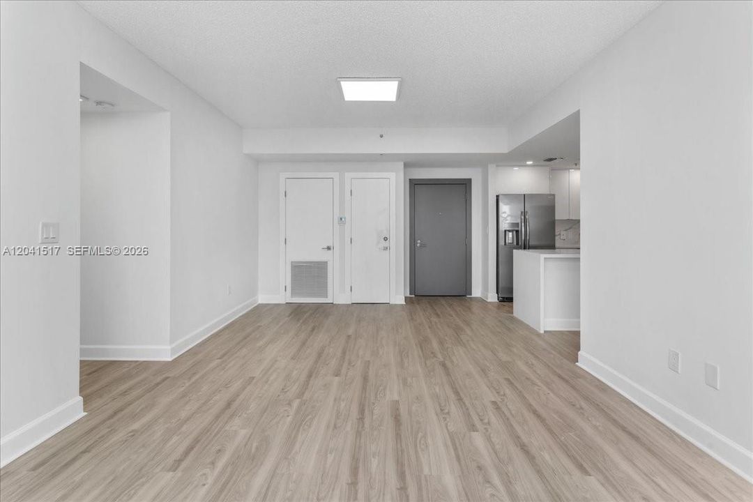 En Renta: $3,900 (2 camas, 2 baños, 930 Pies cuadrados)