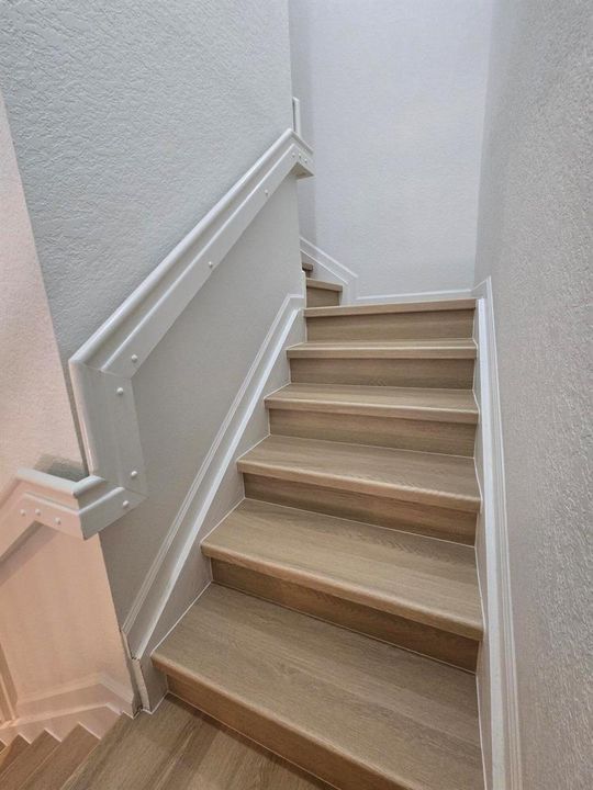 1000404158