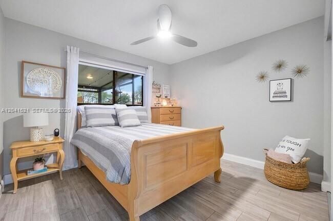 For Rent: $3,200 (3 beds, 2 baths, 1290 Square Feet)