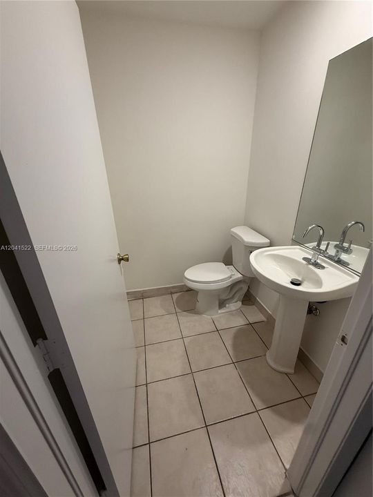 En Renta: $2,500 (3 camas, 2 baños, 1100 Pies cuadrados)