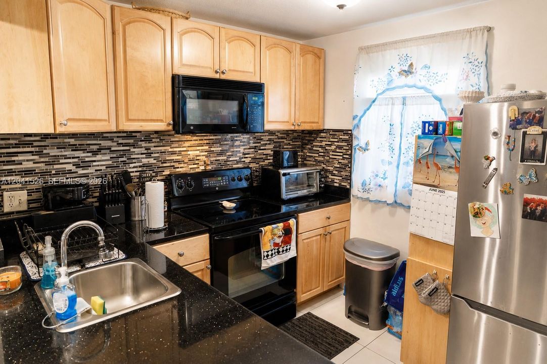 En Venta: $125,000 (2 camas, 2 baños, 1048 Pies cuadrados)