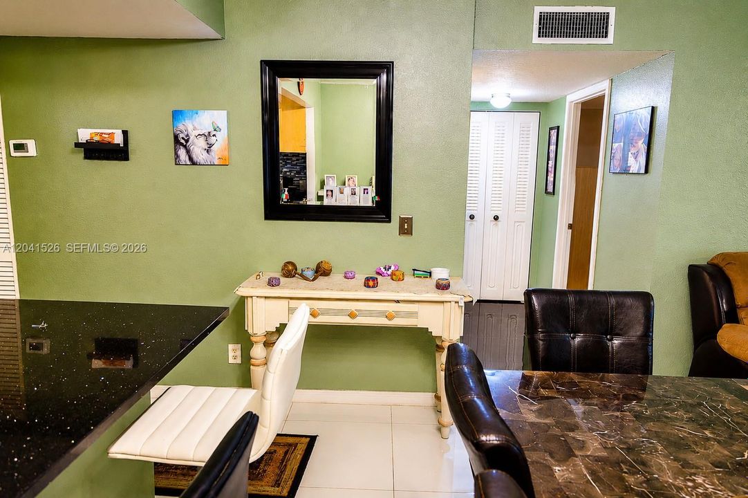 En Venta: $125,000 (2 camas, 2 baños, 1048 Pies cuadrados)