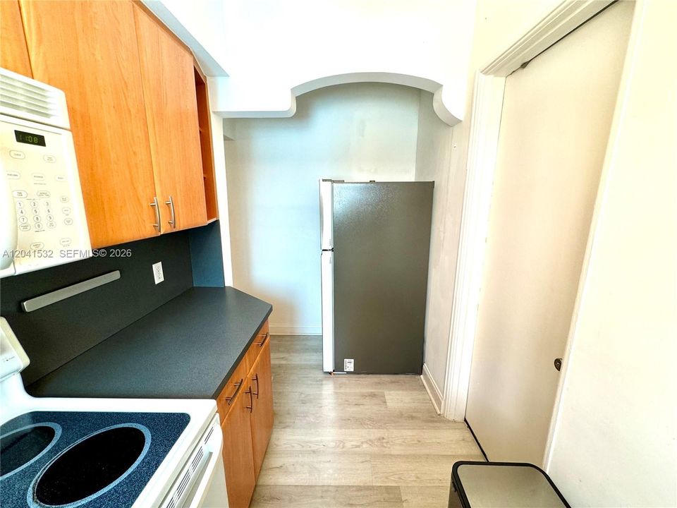 For Rent: $2,000 (1 beds, 1 baths, 487 Square Feet)