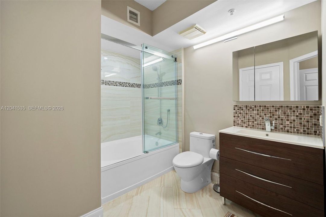 В аренду: $3,500 (2 спален, 2 ванн, 1116 Квадратных фут)
