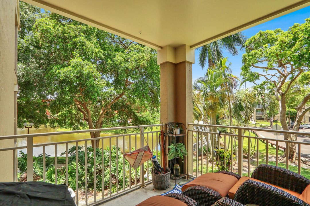 COVERED TERRACE