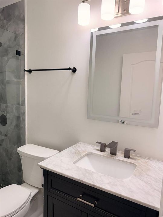 2nd bathroom (2)