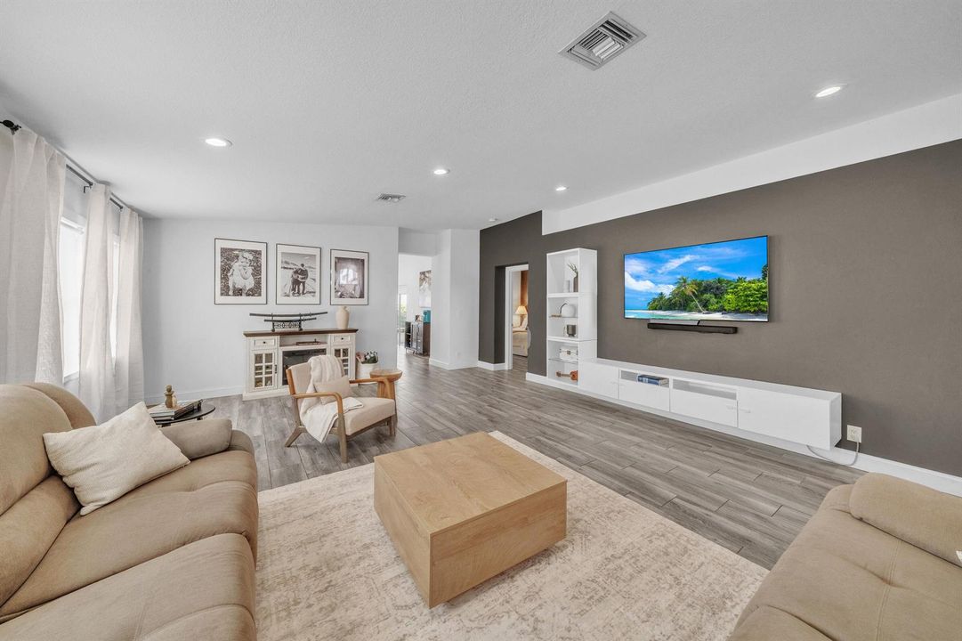 10 Living Area (4)