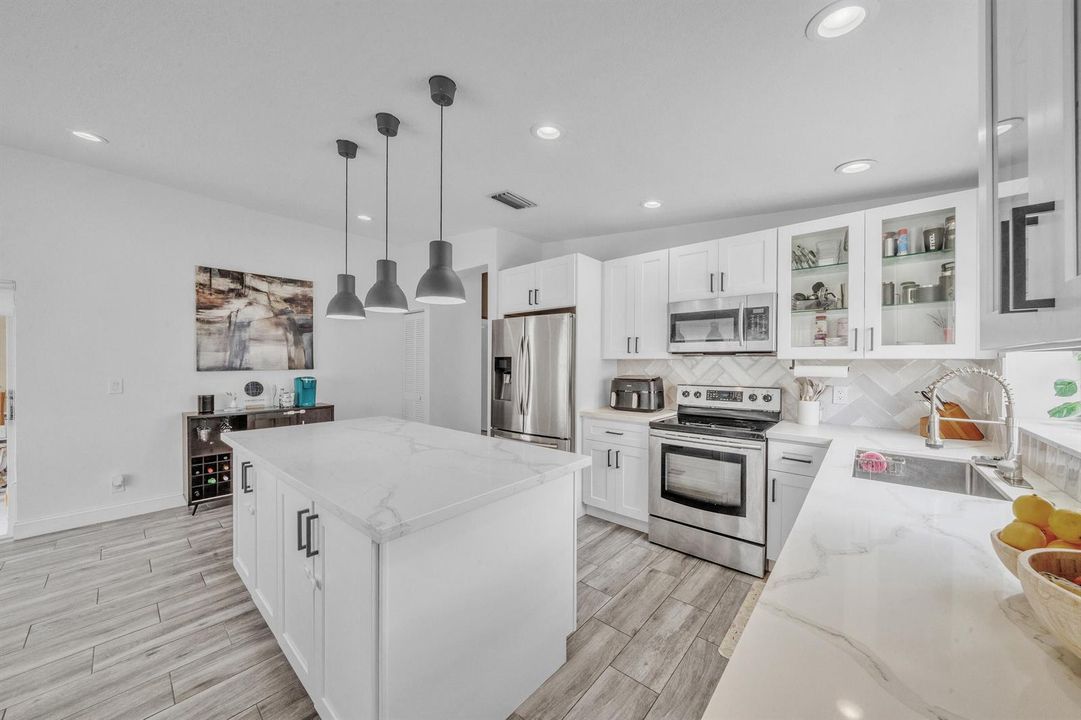 18 Kitchen (3)