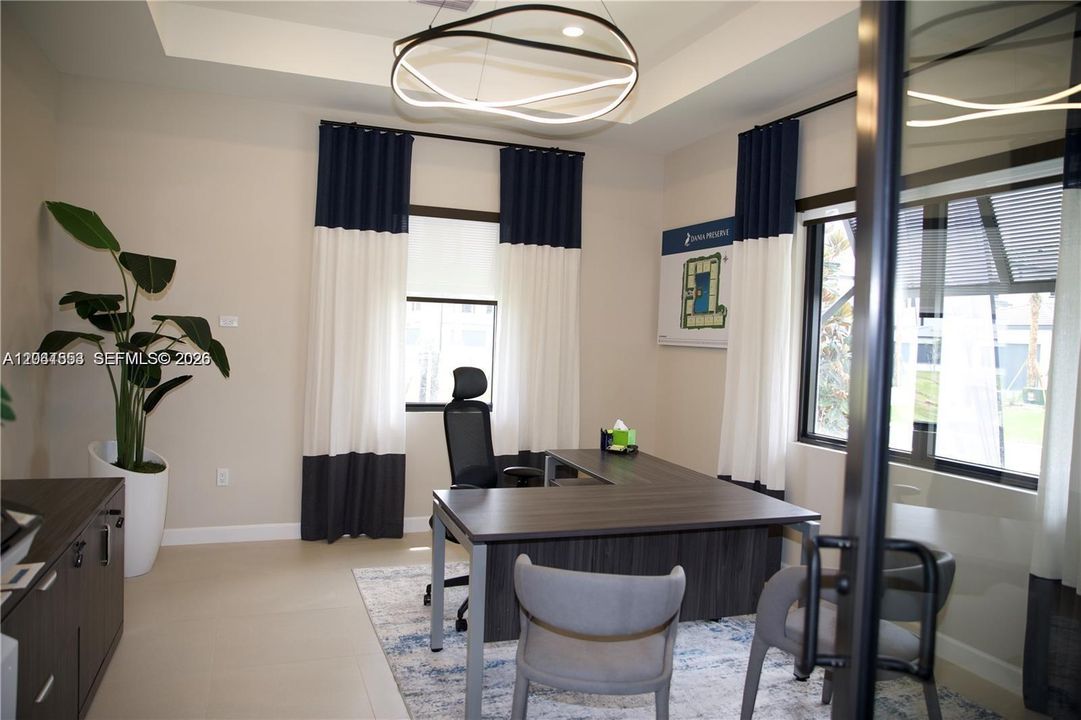 For Rent: $4,200 (3 beds, 3 baths, 1738 Square Feet)