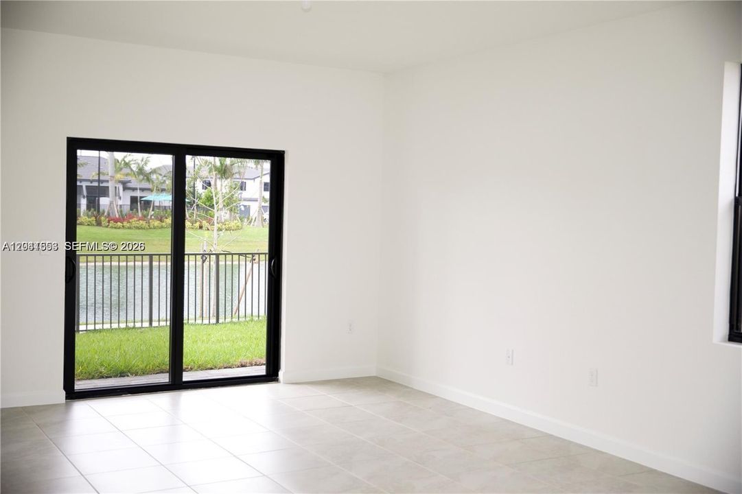 For Rent: $4,200 (3 beds, 3 baths, 1738 Square Feet)