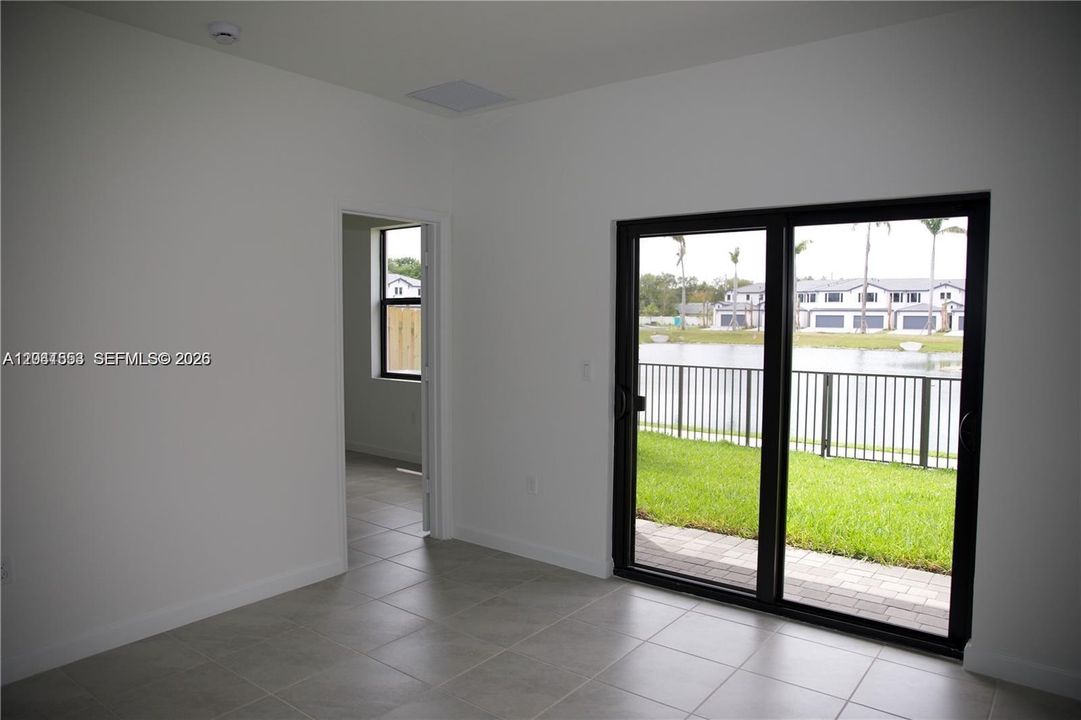 For Rent: $4,200 (3 beds, 3 baths, 1738 Square Feet)