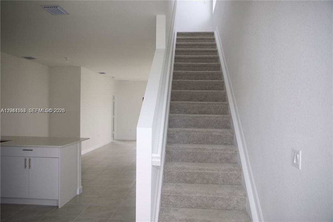 For Rent: $4,200 (3 beds, 3 baths, 1738 Square Feet)