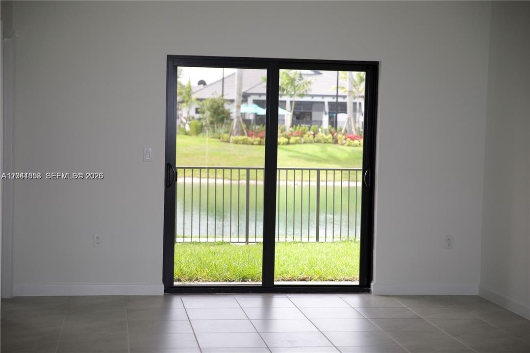 For Rent: $4,200 (3 beds, 3 baths, 1738 Square Feet)