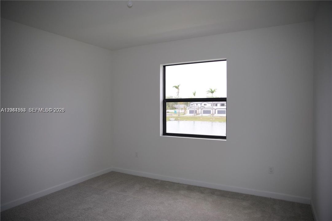 For Rent: $4,200 (3 beds, 3 baths, 1738 Square Feet)