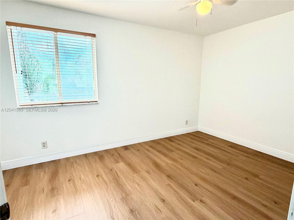 For Rent: $3,499 (2 beds, 2 baths, 1155 Square Feet)
