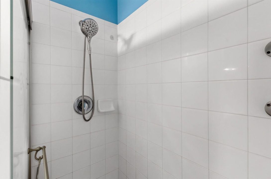 SHOWER
