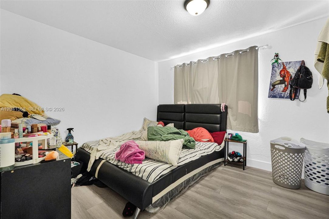 En Venta: $619,000 (3 camas, 2 baños, 1706 Pies cuadrados)