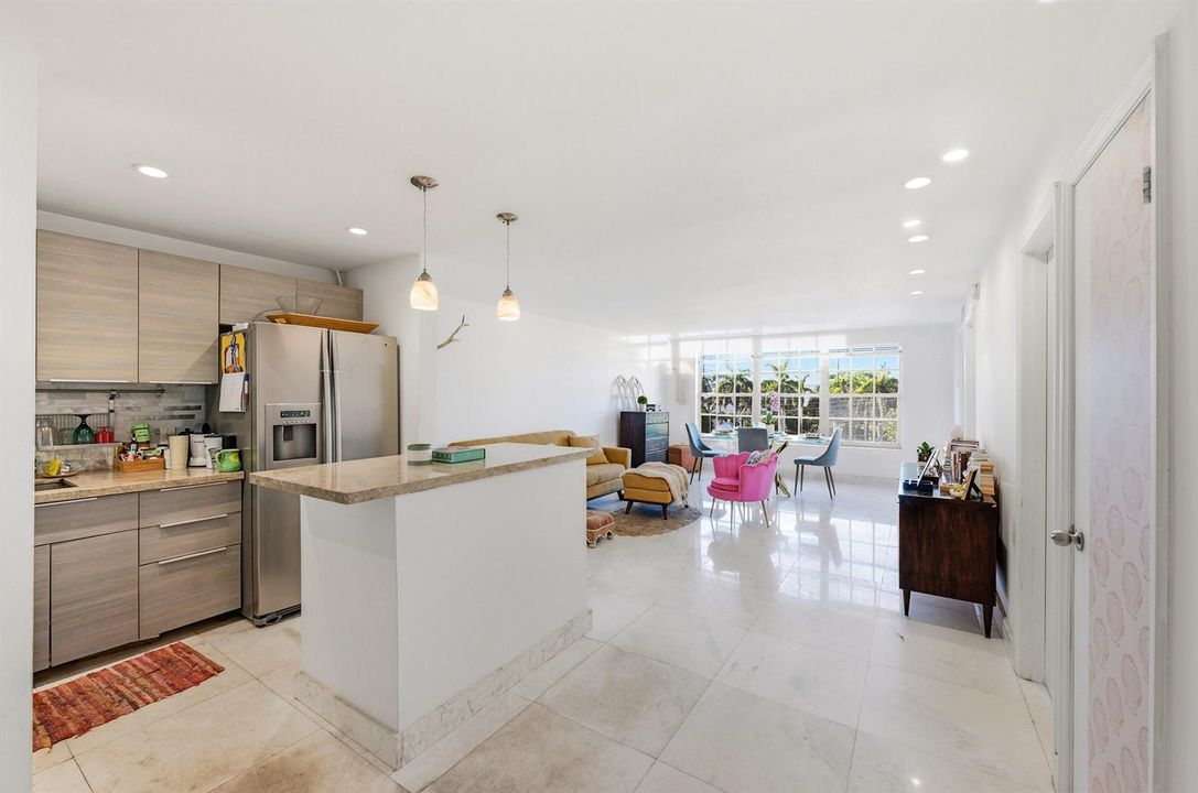 Kitchen\Living area
