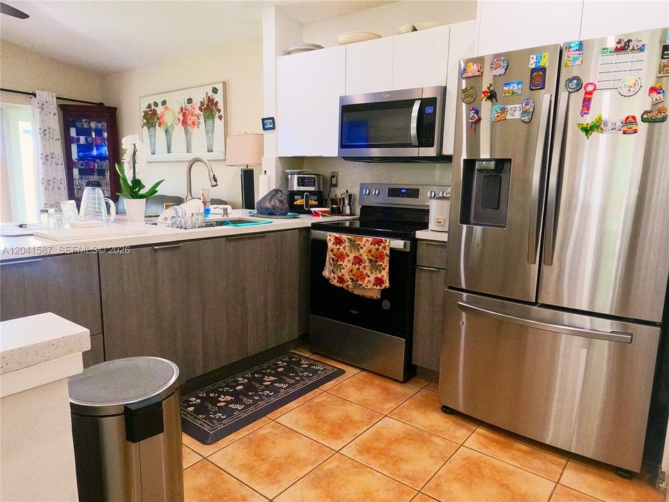 En Venta: $630,000 (3 camas, 2 baños, 1180 Pies cuadrados)