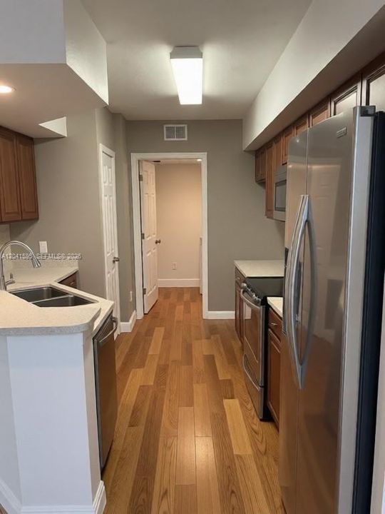For Rent: $1,300 (2 beds, 2 baths, 0 Square Feet)