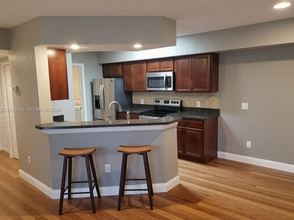 For Rent: $1,300 (2 beds, 2 baths, 0 Square Feet)