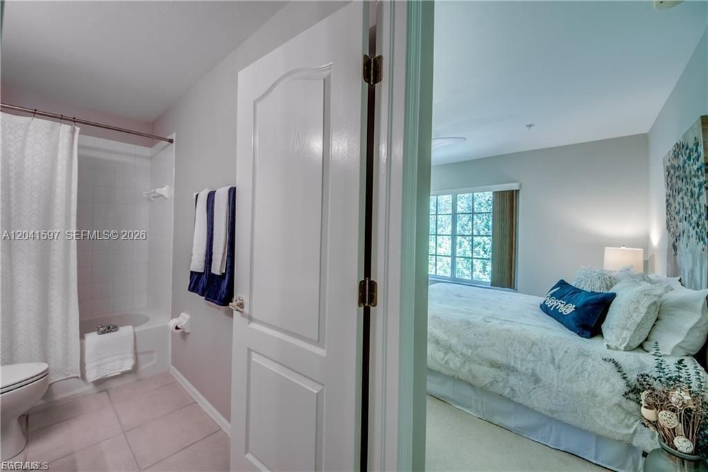 На продажу: $189,900 (2 спален, 2 ванн, 1415 Квадратных фут)