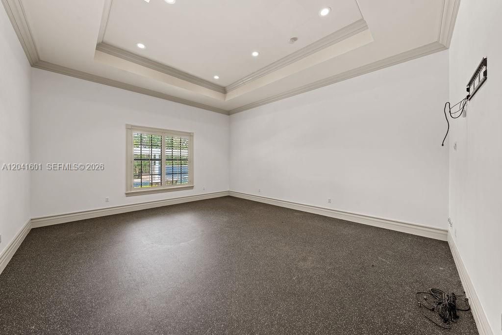 For Sale: $6,849,000 (7 beds, 8 baths, 9223 Square Feet)