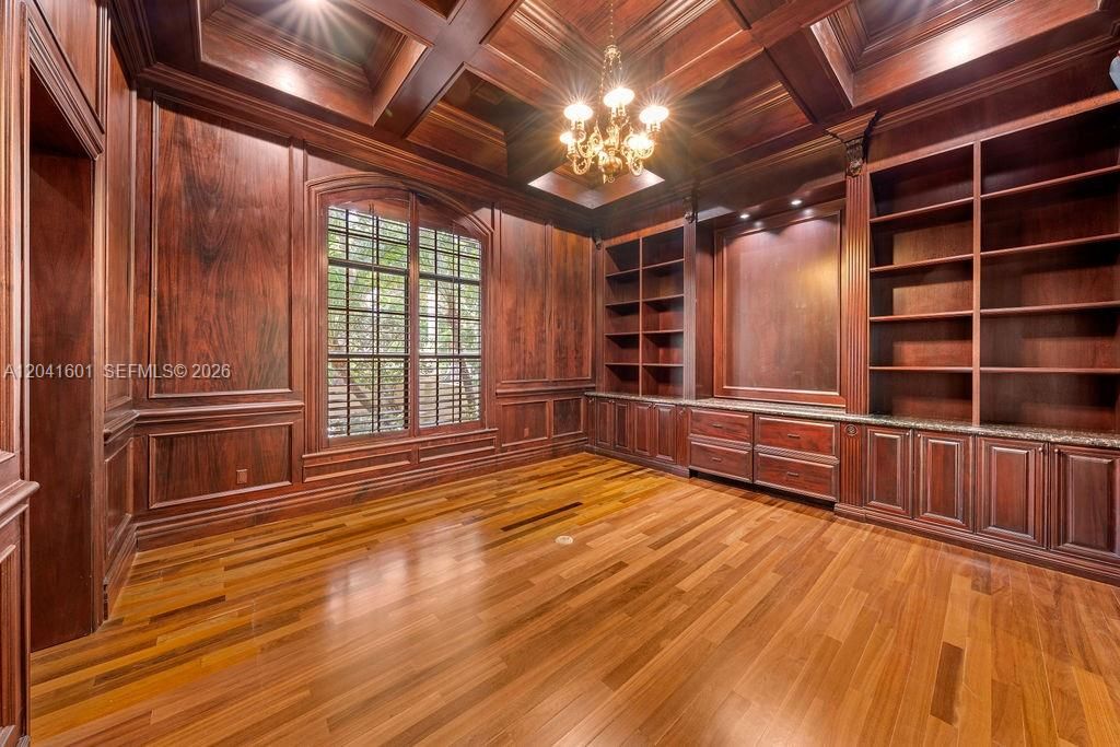 For Sale: $6,849,000 (7 beds, 8 baths, 9223 Square Feet)