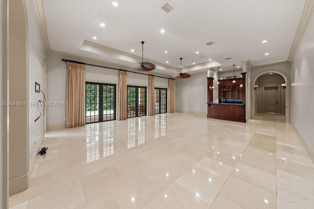 For Sale: $6,849,000 (7 beds, 8 baths, 9223 Square Feet)