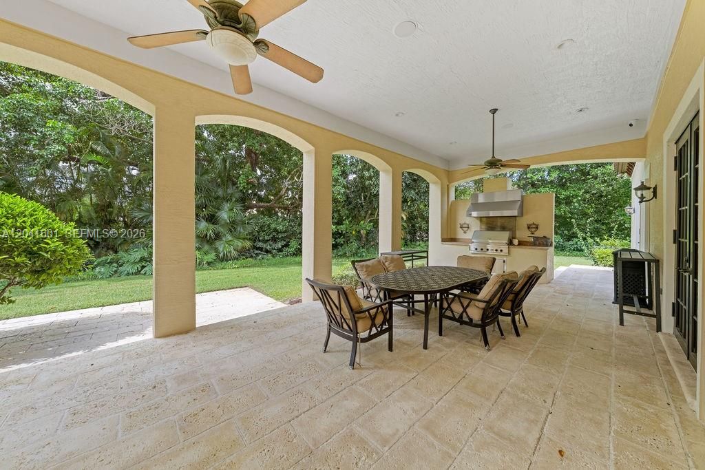 For Sale: $6,849,000 (7 beds, 8 baths, 9223 Square Feet)