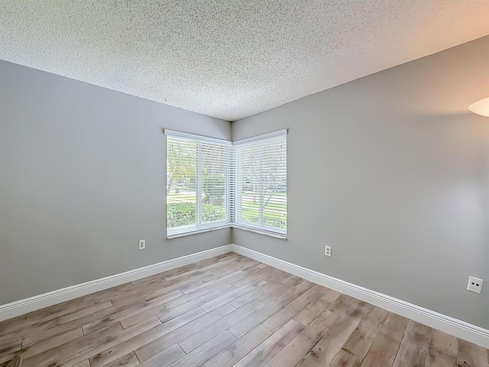 16751 Redwood Way-74