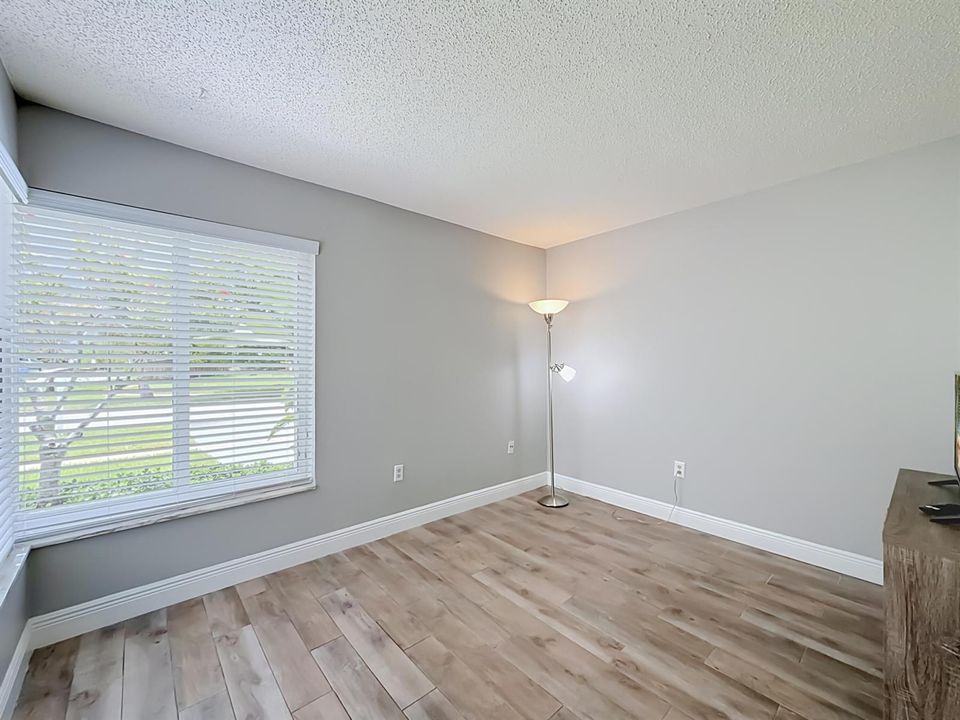 16751 Redwood Way-71