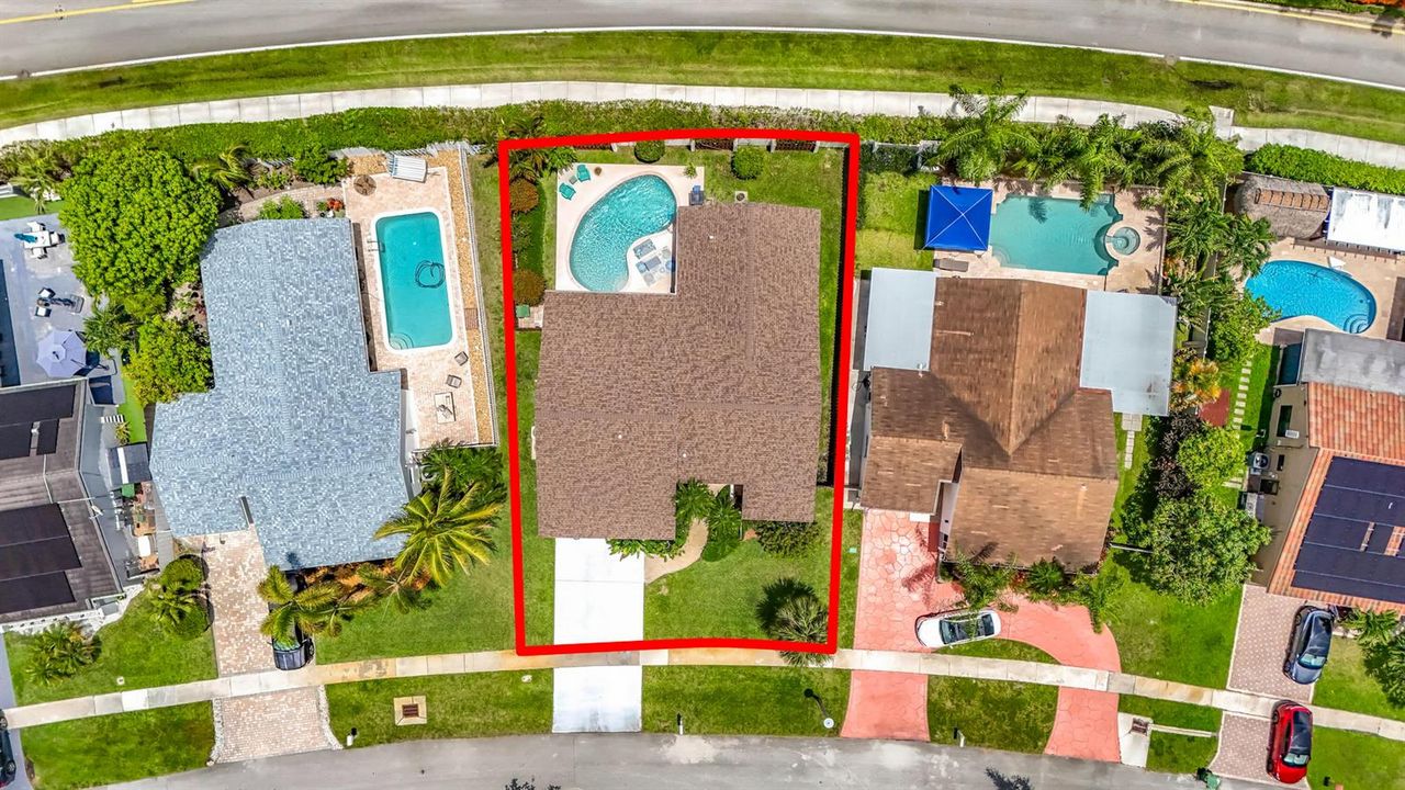 -16751 Redwood Way-Lot Line-2