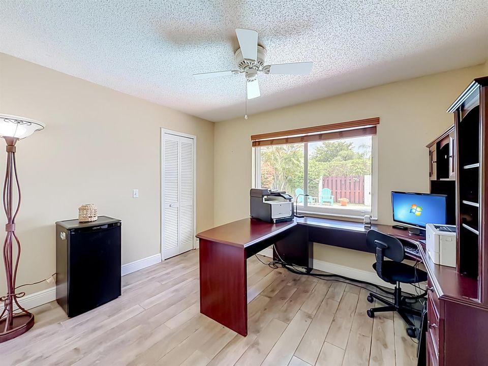 16751 Redwood Way-59