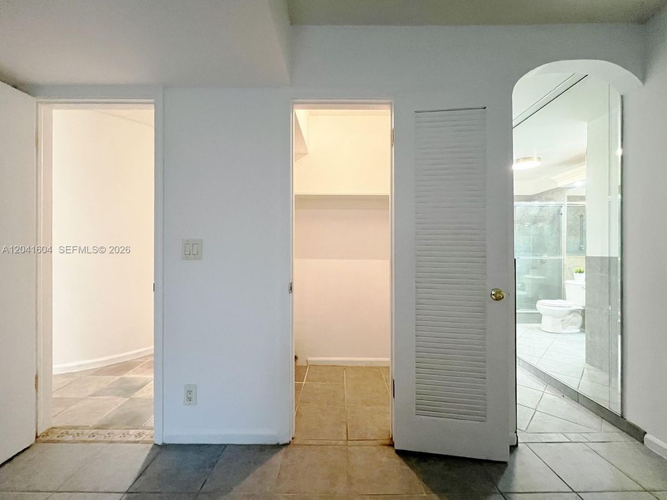 For Rent: $2,100 (1 beds, 1 baths, 756 Square Feet)