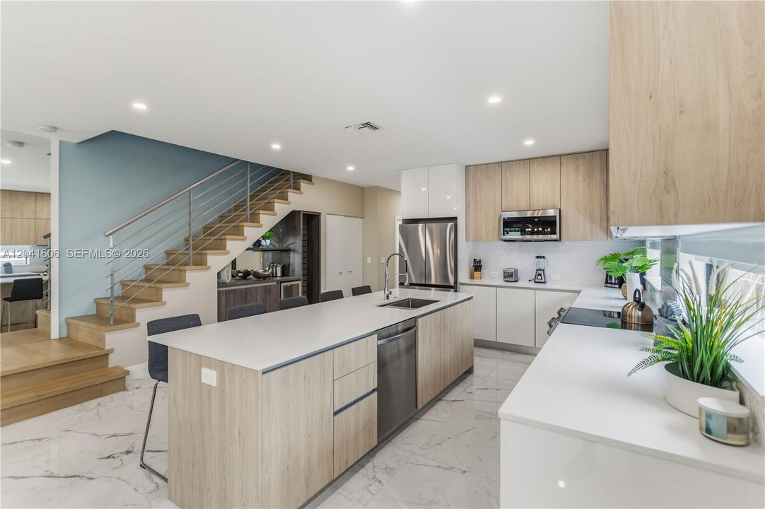 For Sale: $1,190,000 (3 beds, 3 baths, 2016 Square Feet)