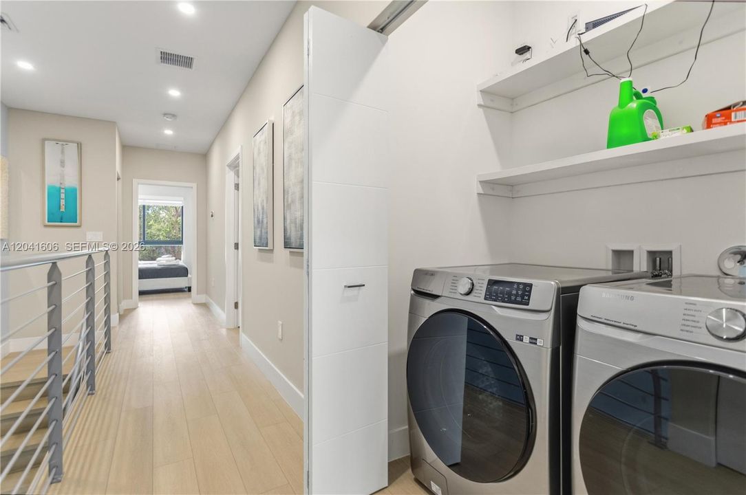 For Sale: $1,190,000 (3 beds, 3 baths, 2016 Square Feet)