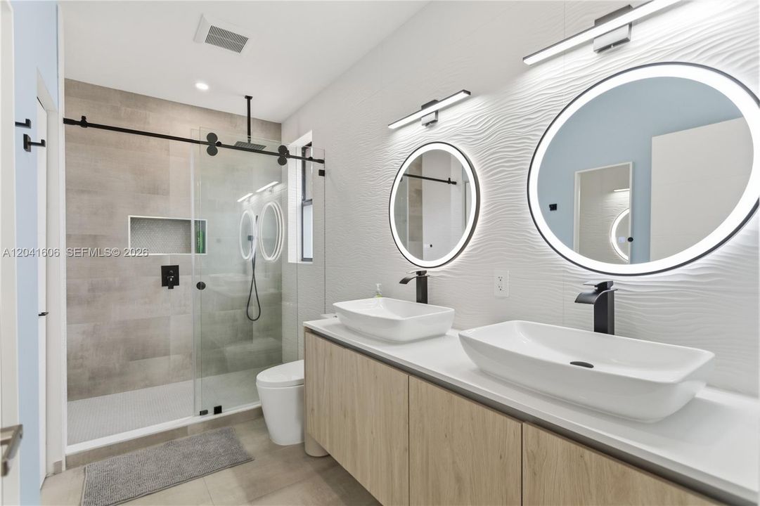 For Sale: $1,190,000 (3 beds, 3 baths, 2016 Square Feet)