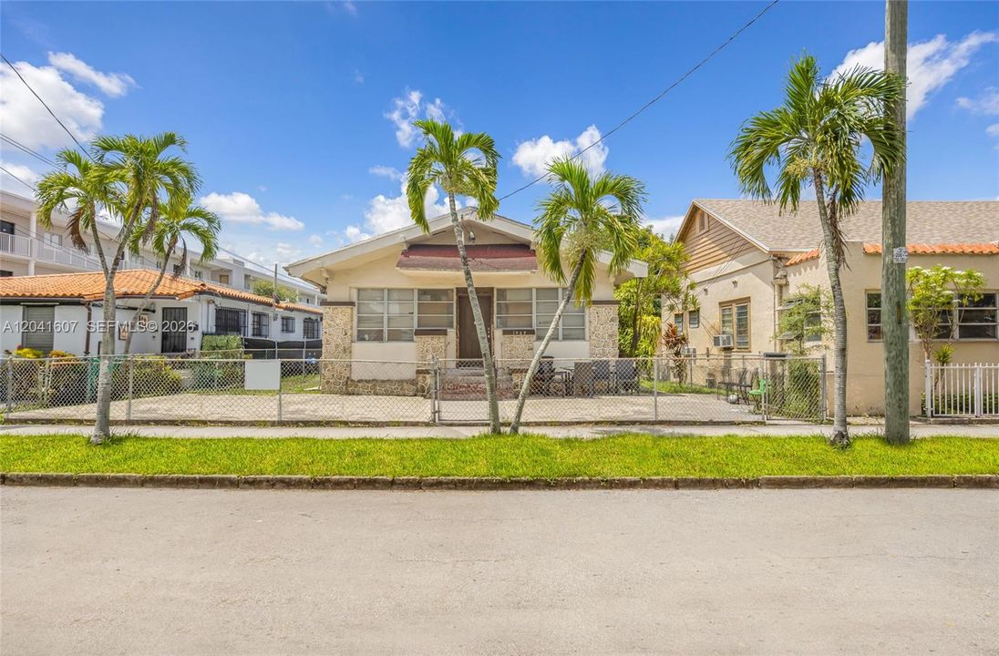 For Sale: $700,000 (0 beds, 0 baths, 1856 Square Feet)