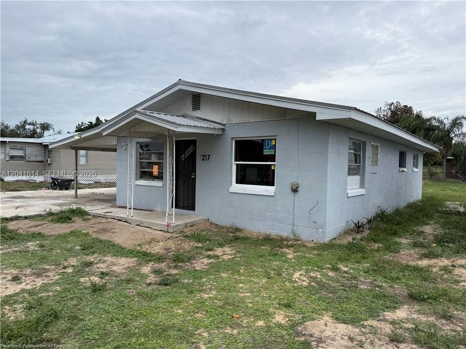 For Sale: $119,000 (3 beds, 1 baths, 0 Square Feet)
