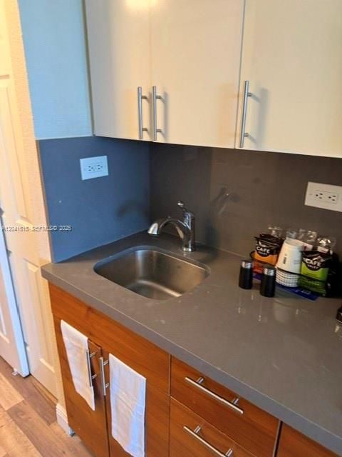 For Rent: $2,000 (0 beds, 1 baths, 410 Square Feet)